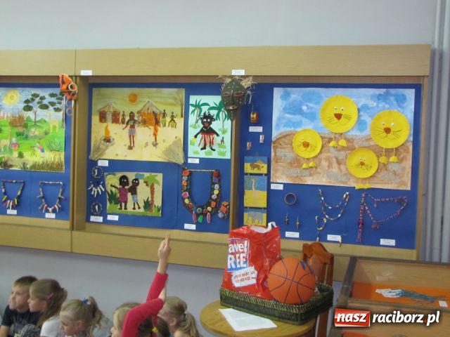 Zdjęcie w galerii na portalu naszraciborz.pl: Jambo znaczy cześć... wiadomości z regionu