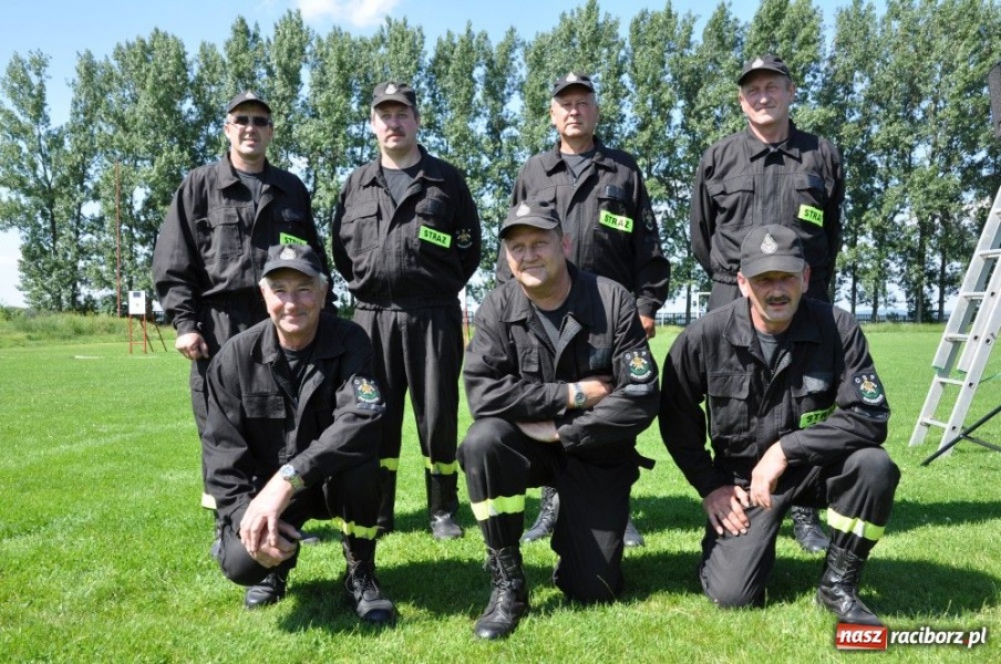 Zdjęcie w galerii na portalu naszraciborz.pl: Seniorzy Owsiszcz najlepsi z sikawką wiadomości z regionu