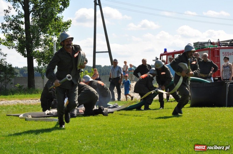 Zdjęcie w galerii na portalu naszraciborz.pl: Seniorzy Owsiszcz najlepsi z sikawką wiadomości z regionu