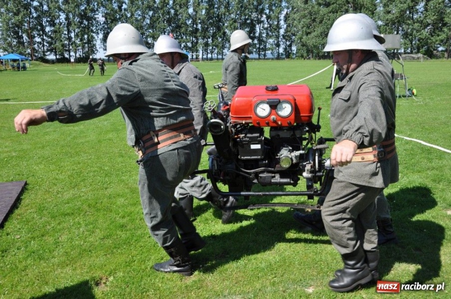Zdjęcie w galerii na portalu naszraciborz.pl: Seniorzy Owsiszcz najlepsi z sikawką wiadomości z regionu
