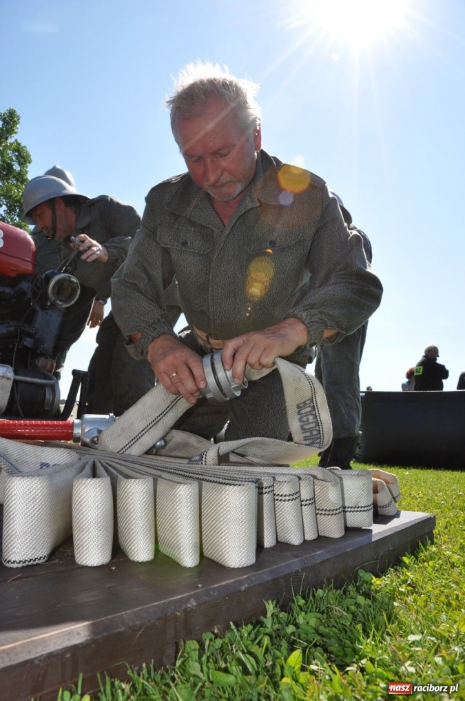 Zdjęcie w galerii na portalu naszraciborz.pl: Seniorzy Owsiszcz najlepsi z sikawką wiadomości z regionu