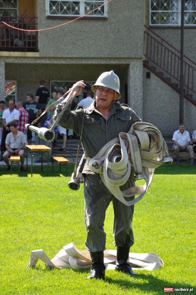 Zdjęcie w galerii na portalu naszraciborz.pl: Seniorzy Owsiszcz najlepsi z sikawką wiadomości z regionu