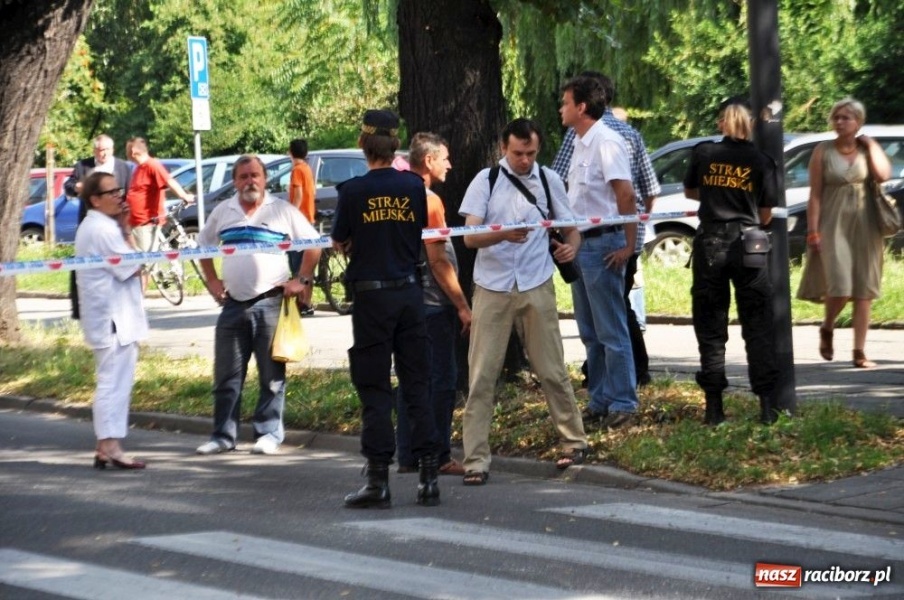 Zdjęcie w galerii na portalu naszraciborz.pl: Dobrze, że stało się to nocą... wiadomości z regionu