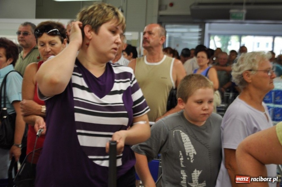 Zdjęcie w galerii na portalu naszraciborz.pl: 1000 Tesco otwarte dla klientów wiadomości z regionu