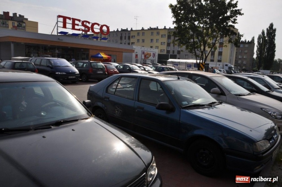Zdjęcie w galerii na portalu naszraciborz.pl: 1000 Tesco otwarte dla klientów wiadomości z regionu