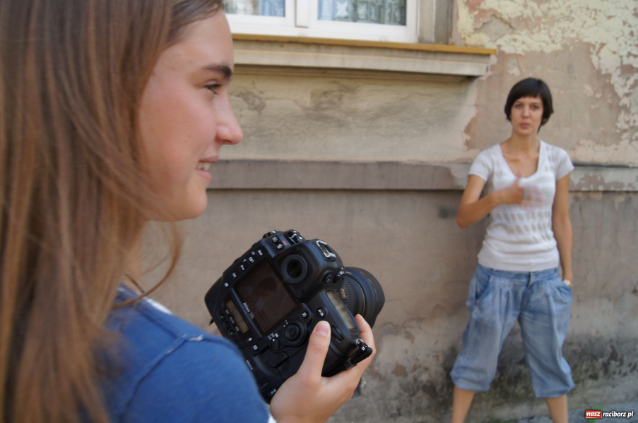 Zdjęcie w galerii na portalu naszraciborz.pl: Jak zrobić zdjęcia pudełkiem po butach wiadomości z regionu