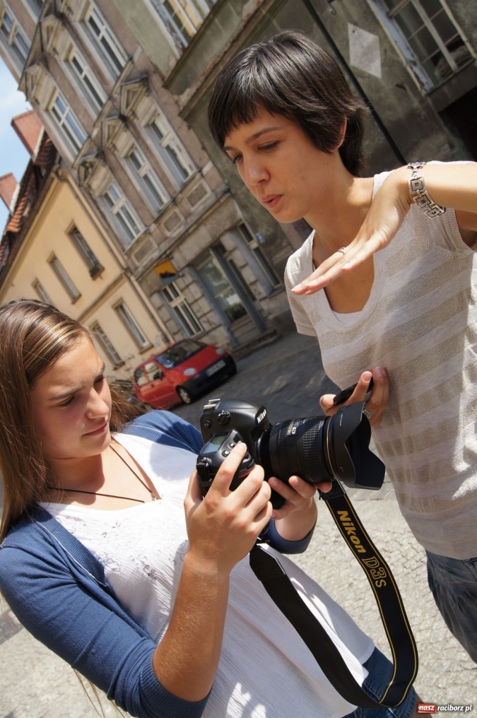 Zdjęcie w galerii na portalu naszraciborz.pl: Jak zrobić zdjęcia pudełkiem po butach wiadomości z regionu