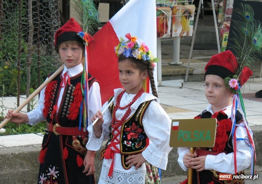 Zdjęcie w galerii na portalu naszraciborz.pl: Źródło na Balkan Folk Fest wiadomości z regionu