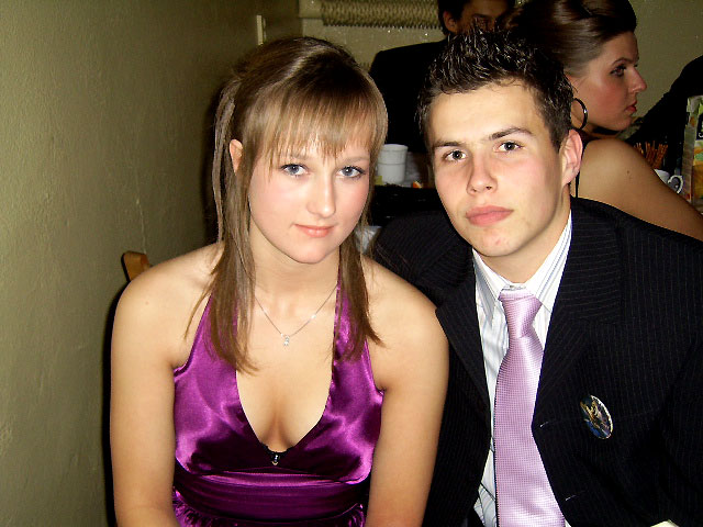 Zdjęcie w galerii na portalu naszraciborz.pl: Studniówka w II LO - tura druga wiadomości z regionu