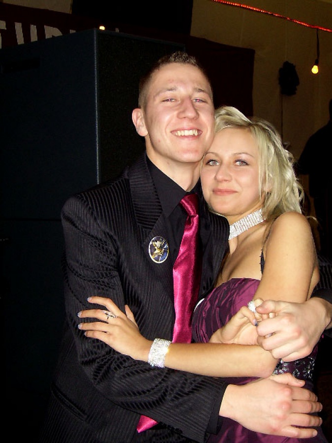 Zdjęcie w galerii na portalu naszraciborz.pl: Studniówka w II LO - tura druga wiadomości z regionu