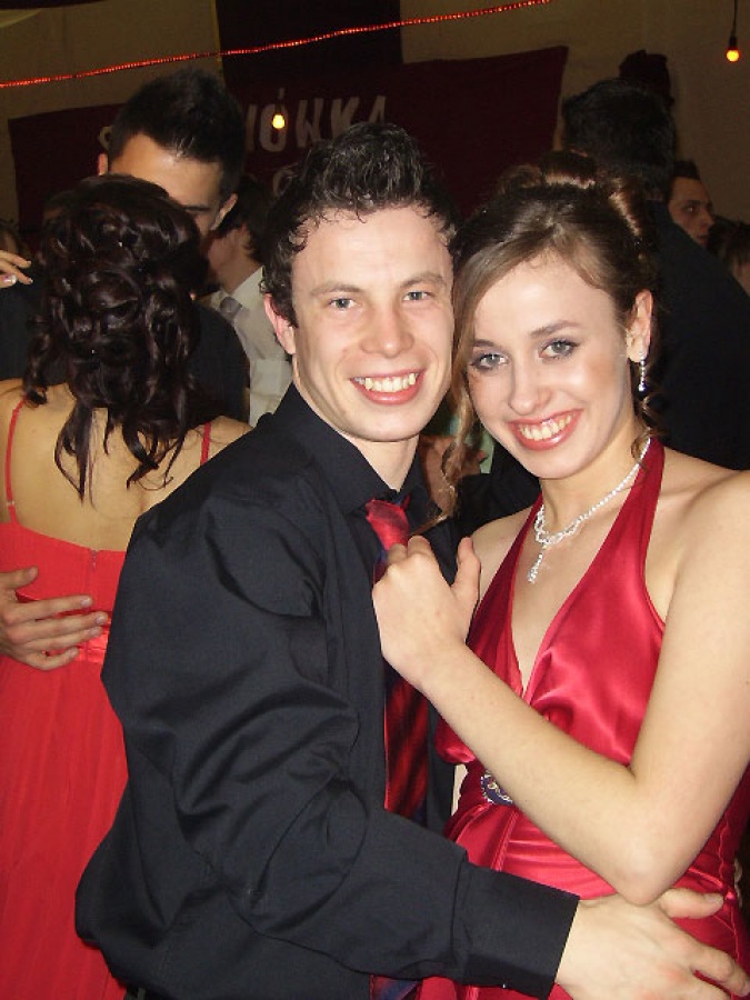 Zdjęcie w galerii na portalu naszraciborz.pl: Studniówka w II LO - tura druga wiadomości z regionu