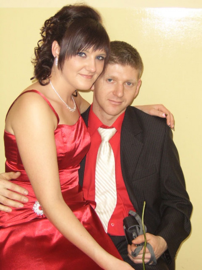 Zdjęcie w galerii na portalu naszraciborz.pl: Studniówka w II LO - tura druga wiadomości z regionu