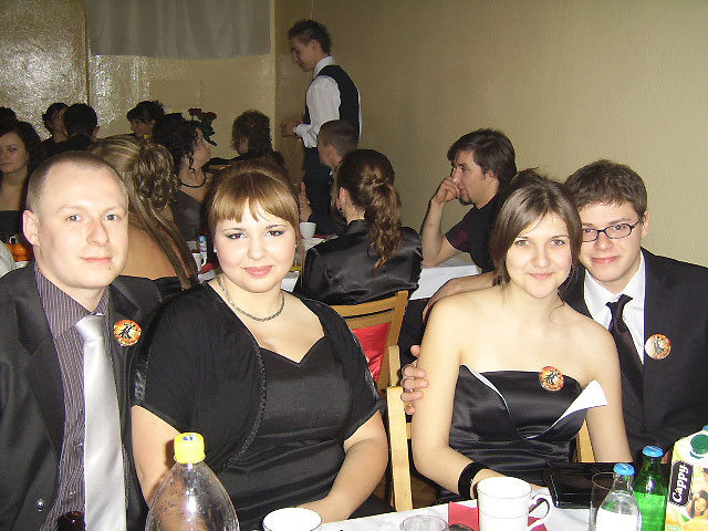 Zdjęcie w galerii na portalu naszraciborz.pl: Studniówka w II LO - tura druga wiadomości z regionu