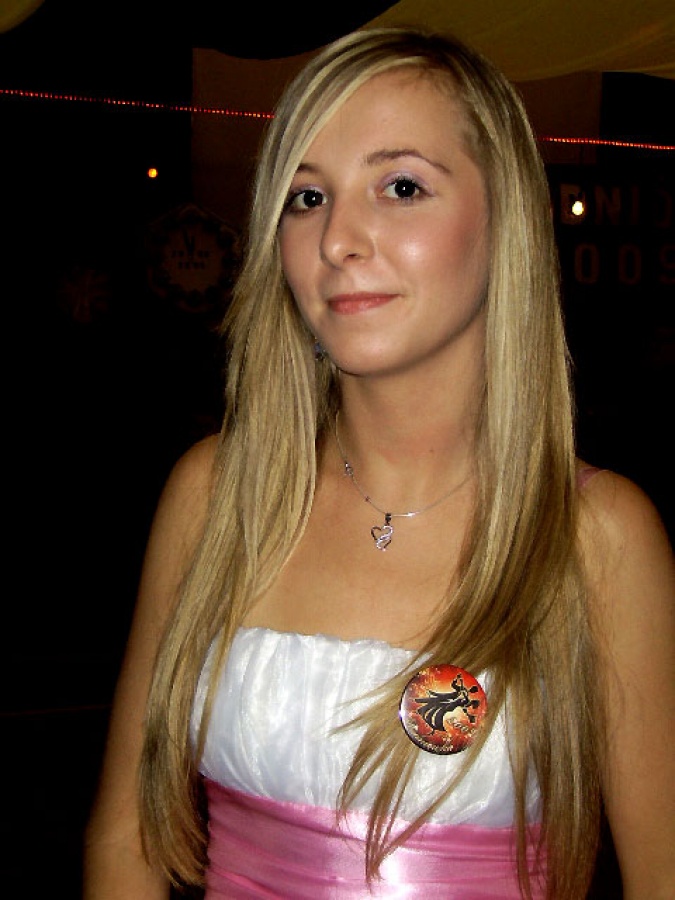 Zdjęcie w galerii na portalu naszraciborz.pl: Studniówka w II LO - tura druga wiadomości z regionu