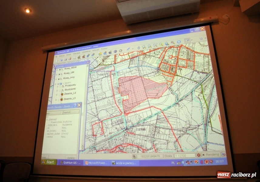 Zdjęcie w galerii na portalu naszraciborz.pl: Co zalewa ludzi na Nowych Zagrodach? wiadomości z regionu