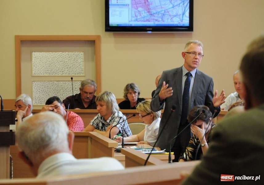 Zdjęcie w galerii na portalu naszraciborz.pl: Co zalewa ludzi na Nowych Zagrodach? wiadomości z regionu