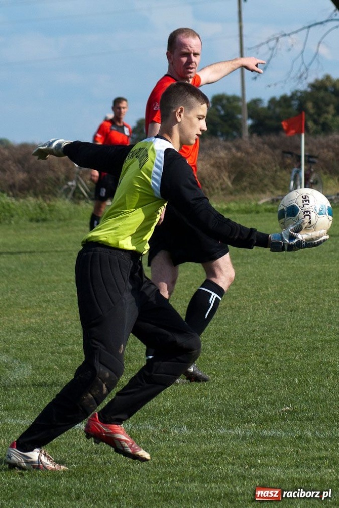Zdjęcie w galerii na portalu naszraciborz.pl: Wygrana Borucina w pierwszym sparingu wiadomości z regionu