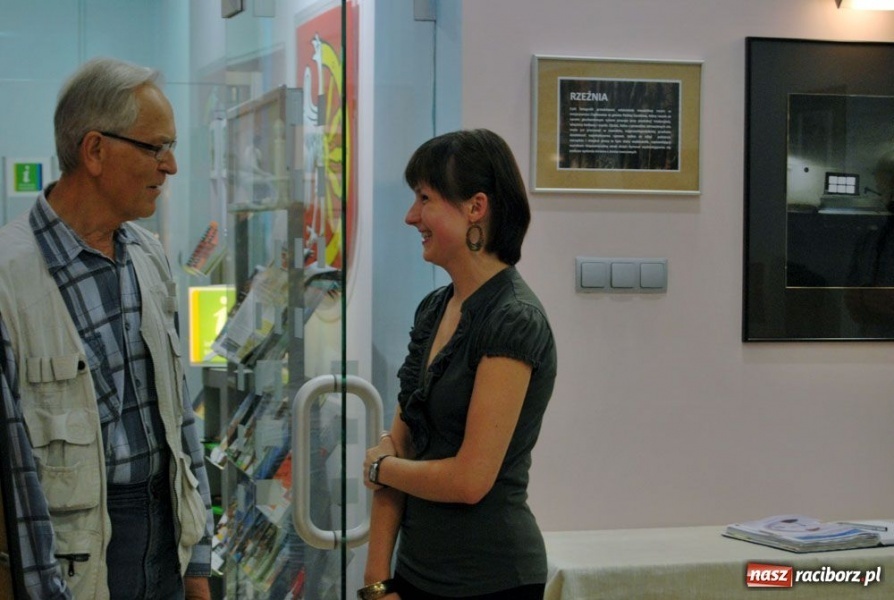 Zdjęcie w galerii na portalu naszraciborz.pl: Ginące zawody uchwycone obiektywem wiadomości z regionu