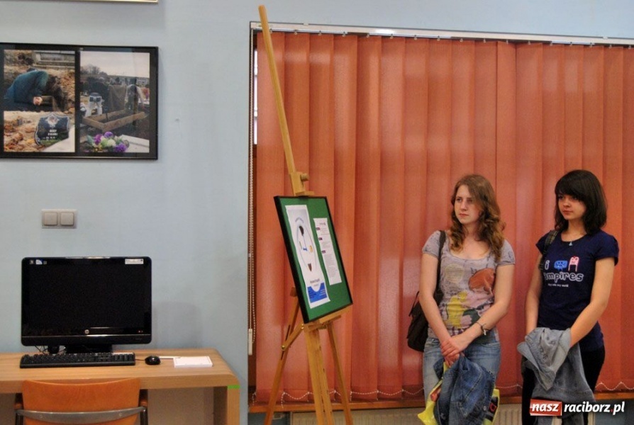 Zdjęcie w galerii na portalu naszraciborz.pl: Ginące zawody uchwycone obiektywem wiadomości z regionu