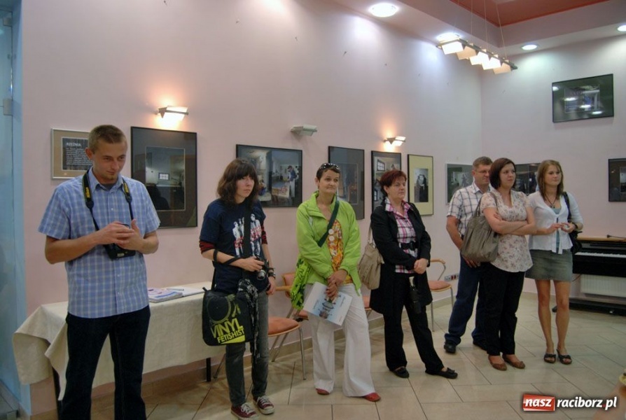 Zdjęcie w galerii na portalu naszraciborz.pl: Ginące zawody uchwycone obiektywem wiadomości z regionu