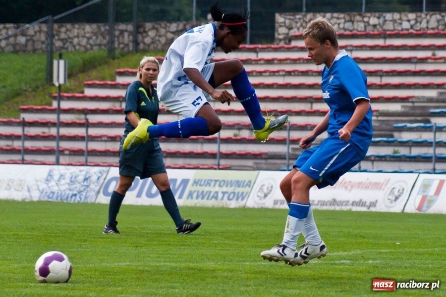 Zdjęcie w galerii na portalu naszraciborz.pl: Unitki rozgromiły Banik Ostrawa wiadomości z regionu