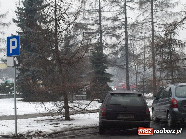 Zdjęcie w galerii na portalu naszraciborz.pl: Lwowska przejezdna, ale trzeba uważać wiadomości z regionu