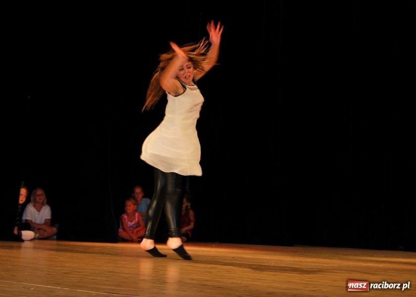 Zdjęcie w galerii na portalu naszraciborz.pl: Manuela i jej młodzi tancerze wiadomości z regionu