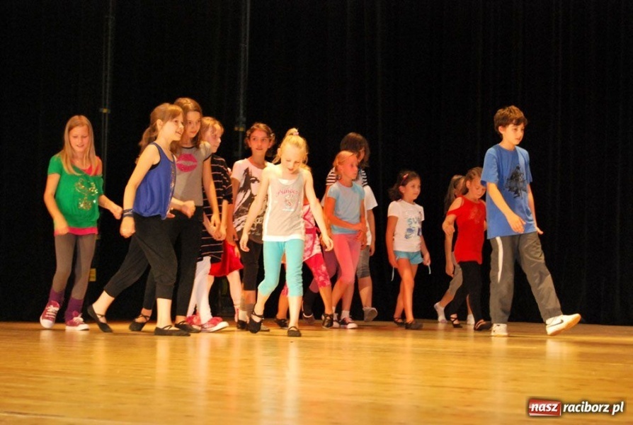 Zdjęcie w galerii na portalu naszraciborz.pl: Manuela i jej młodzi tancerze wiadomości z regionu