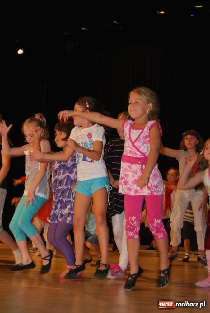 Zdjęcie w galerii na portalu naszraciborz.pl: Manuela i jej młodzi tancerze wiadomości z regionu