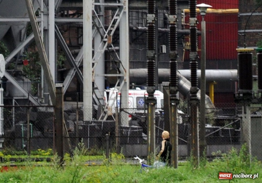 Zdjęcie w galerii na portalu naszraciborz.pl: Pożar stacji przesyłowej w SGL-u wiadomości z regionu