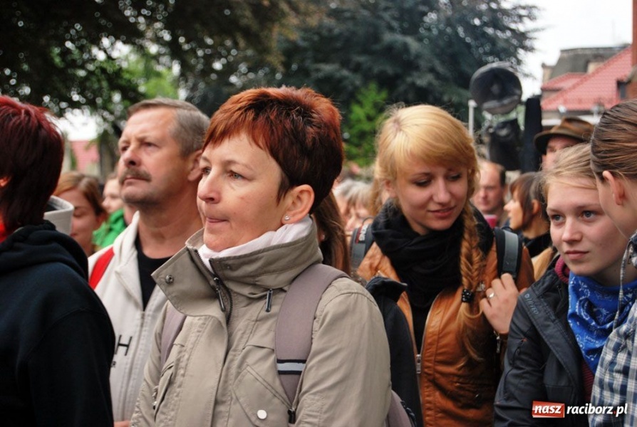 Zdjęcie w galerii na portalu naszraciborz.pl: Pielgrzymi wyruszyli na Jasną Górę wiadomości z regionu