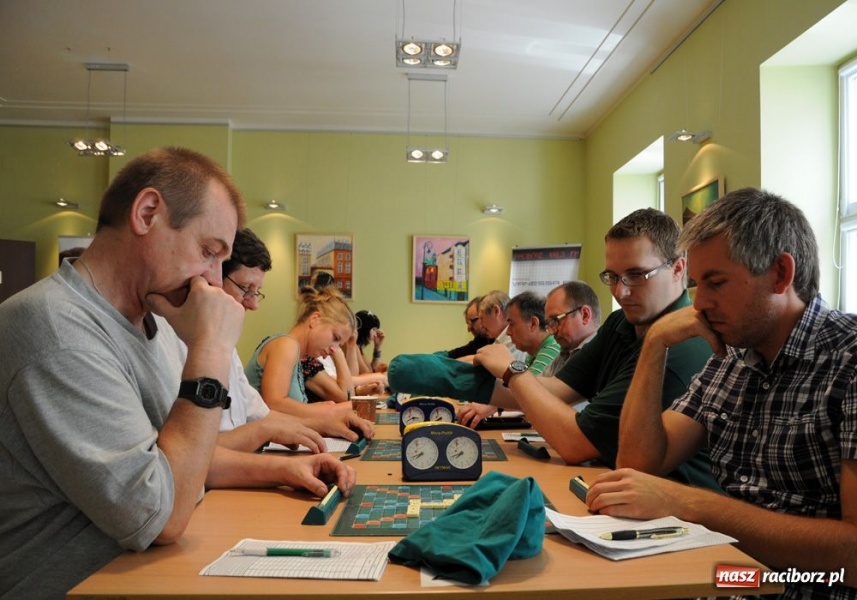 Zdjęcie w galerii na portalu naszraciborz.pl: II Raciborskie w Scrabble Granie wiadomości z regionu