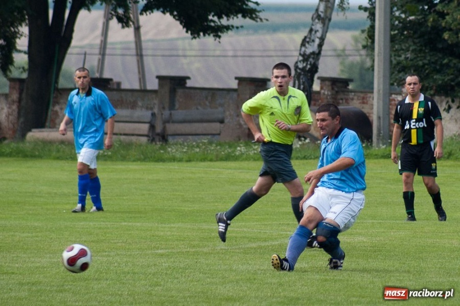 Zdjęcie w galerii na portalu naszraciborz.pl: Nieudana inauguracja Krzanowic wiadomości z regionu