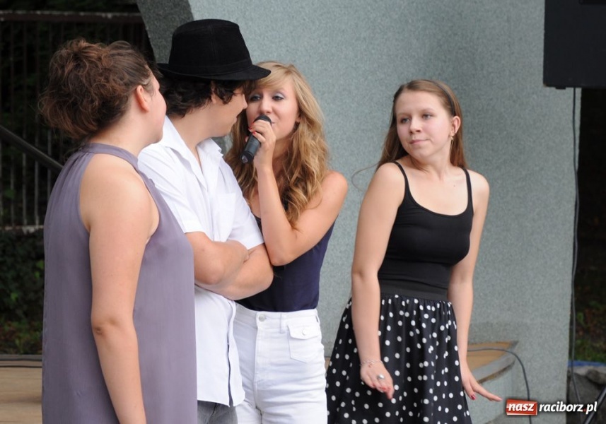 Zdjęcie w galerii na portalu naszraciborz.pl: Nostalgicznie i rozrywkowo wiadomości z regionu