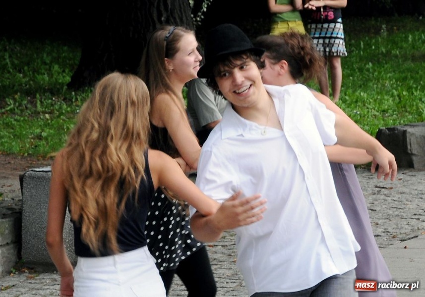 Zdjęcie w galerii na portalu naszraciborz.pl: Nostalgicznie i rozrywkowo wiadomości z regionu