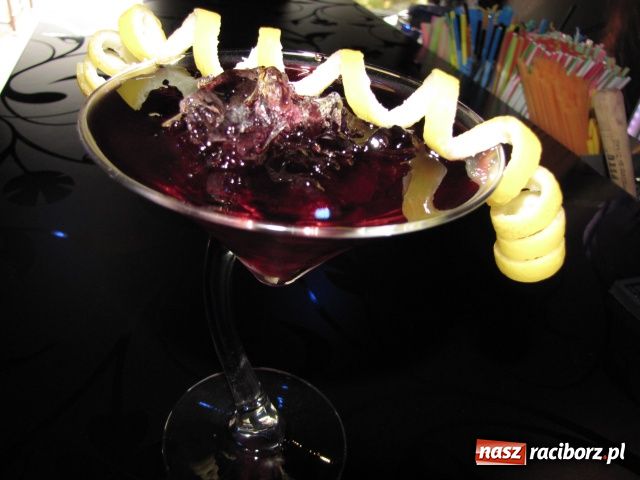 Zdjęcie w galerii na portalu naszraciborz.pl: Atlantyda - klub z ikrą wiadomości z regionu