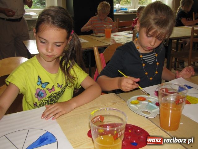 Zdjęcie w galerii na portalu naszraciborz.pl: Plastyczne popisy najmłodszych wiadomości z regionu