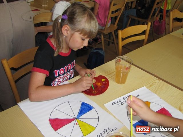 Zdjęcie w galerii na portalu naszraciborz.pl: Plastyczne popisy najmłodszych wiadomości z regionu