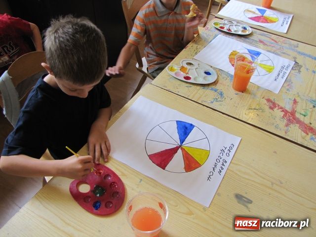 Zdjęcie w galerii na portalu naszraciborz.pl: Plastyczne popisy najmłodszych wiadomości z regionu