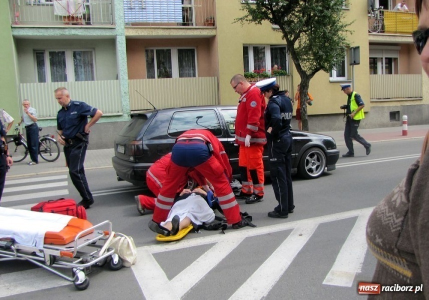 Zdjęcie w galerii na portalu naszraciborz.pl: Kierowca golfa potrącił pieszą wiadomości z regionu