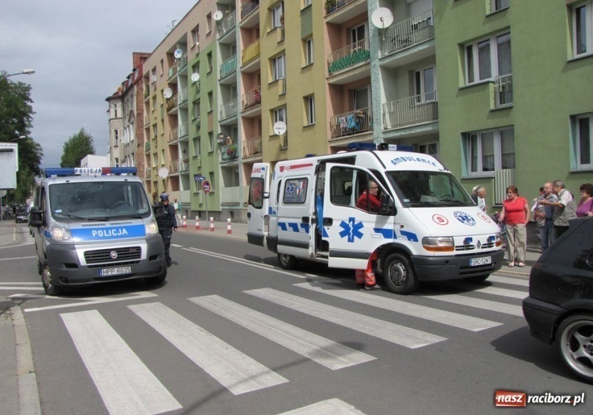 Zdjęcie w galerii na portalu naszraciborz.pl: Kierowca golfa potrącił pieszą wiadomości z regionu
