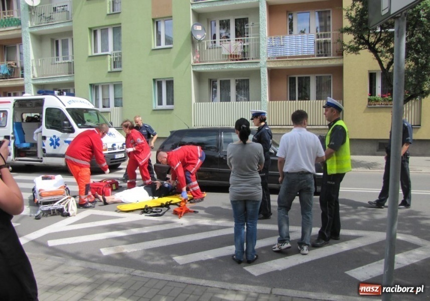 Zdjęcie w galerii na portalu naszraciborz.pl: Kierowca golfa potrącił pieszą wiadomości z regionu