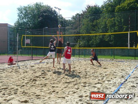 Zdjęcie w galerii na portalu naszraciborz.pl: Mistrzostwa Raciborza w plażówce wiadomości z regionu