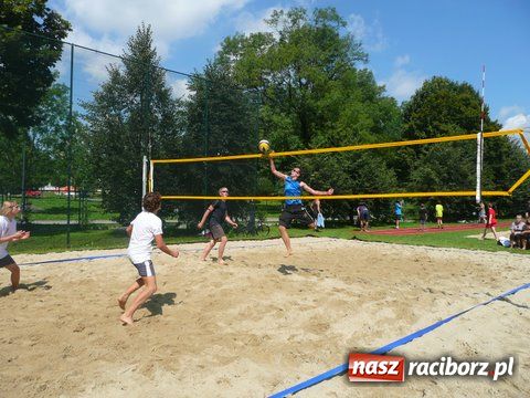 Zdjęcie w galerii na portalu naszraciborz.pl: Mistrzostwa Raciborza w plażówce wiadomości z regionu