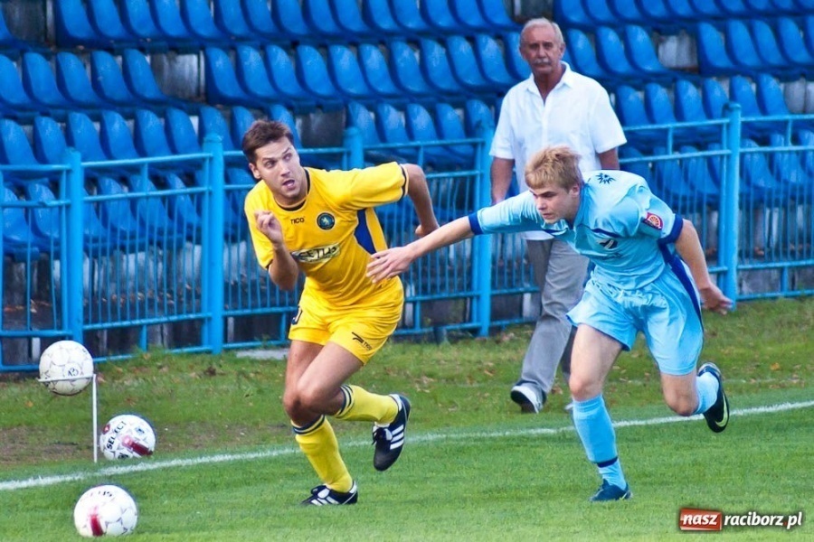 Zdjęcie w galerii na portalu naszraciborz.pl: Fatalny początek sezonu Unii Racibórz wiadomości z regionu