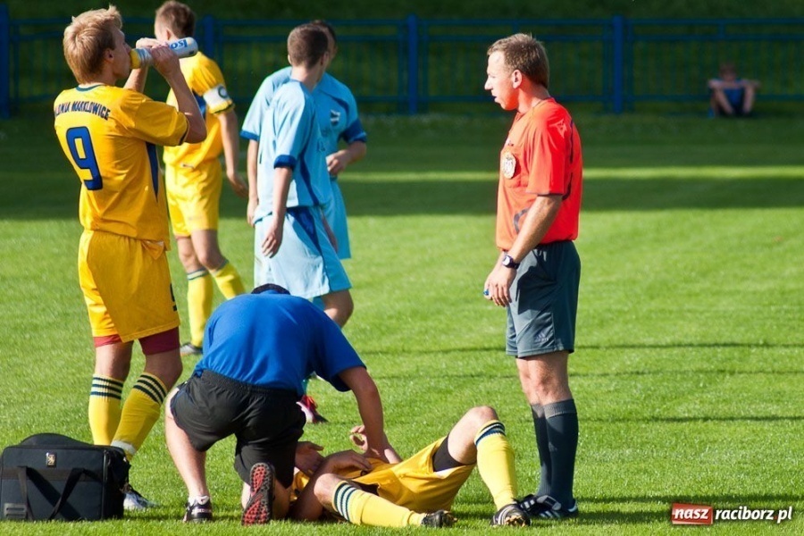 Zdjęcie w galerii na portalu naszraciborz.pl: Fatalny początek sezonu Unii Racibórz wiadomości z regionu