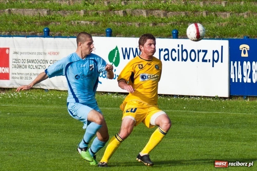 Zdjęcie w galerii na portalu naszraciborz.pl: Fatalny początek sezonu Unii Racibórz wiadomości z regionu