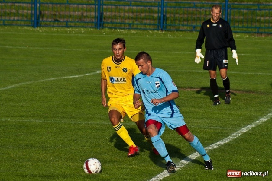 Zdjęcie w galerii na portalu naszraciborz.pl: Fatalny początek sezonu Unii Racibórz wiadomości z regionu