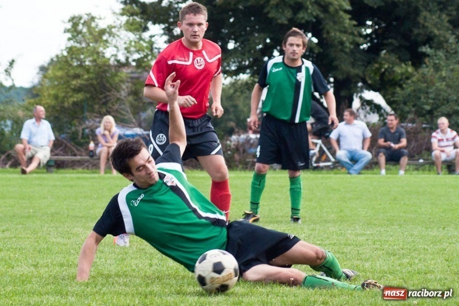 Zdjęcie w galerii na portalu naszraciborz.pl: Derby Raciborza dla Płoni wiadomości z regionu