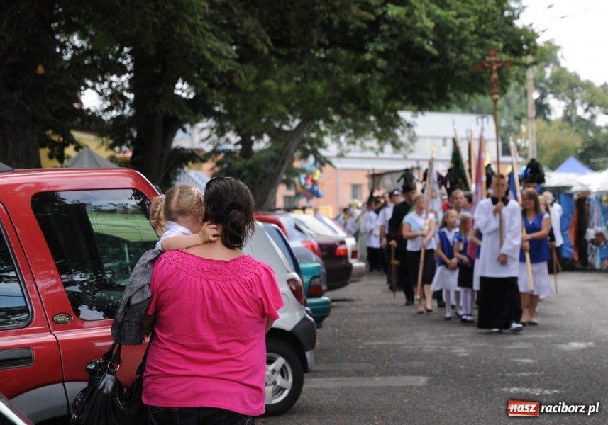 Zdjęcie w galerii na portalu naszraciborz.pl: Kobiety, bądźcie skromne wiadomości z regionu